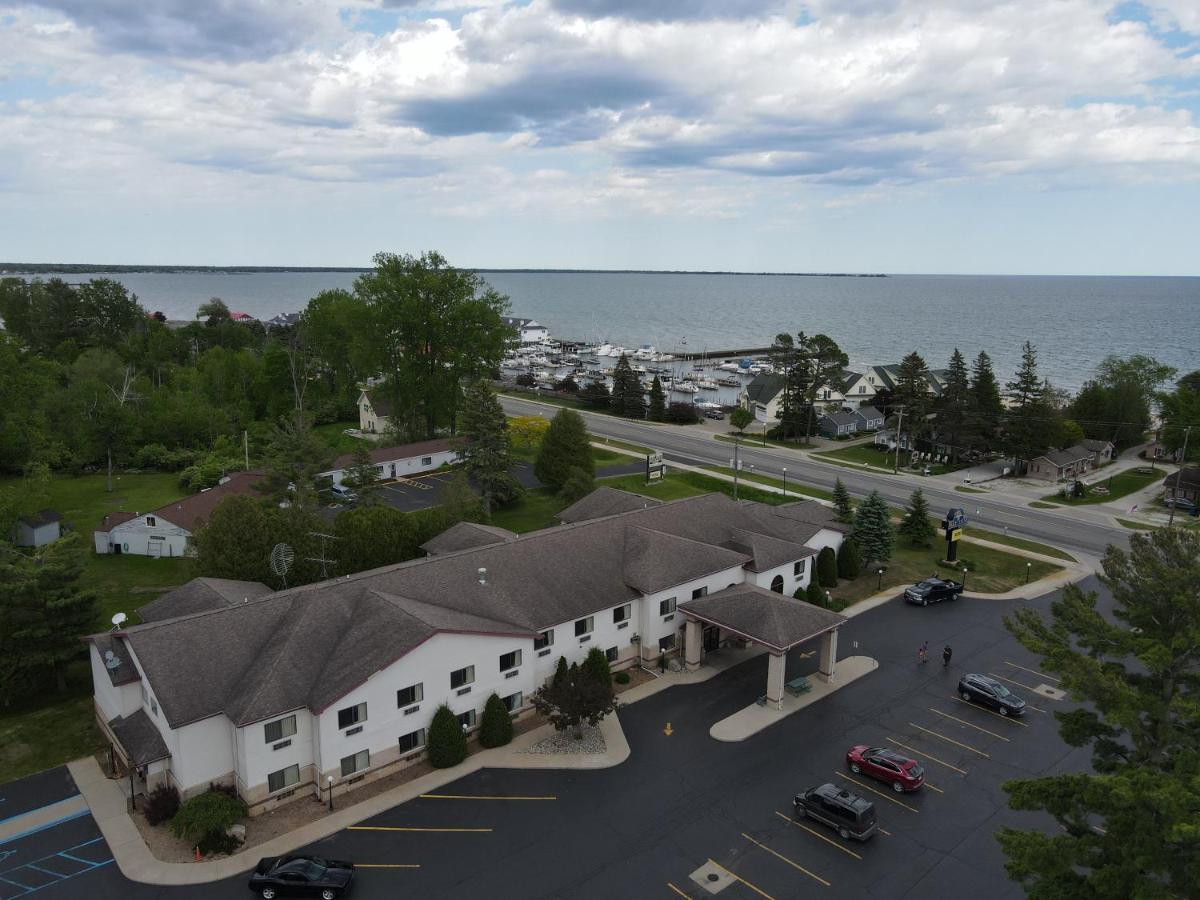 Bay Inn Tawas City Eksteriør bilde